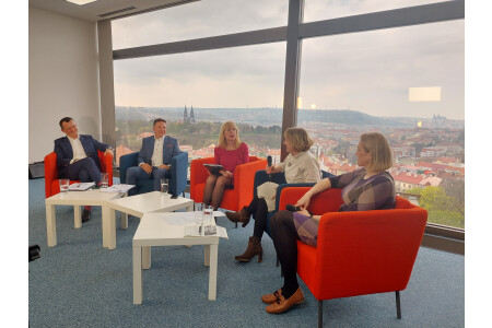 Kulatý stůl s BNP Paribas Cardif Pojišťovnou