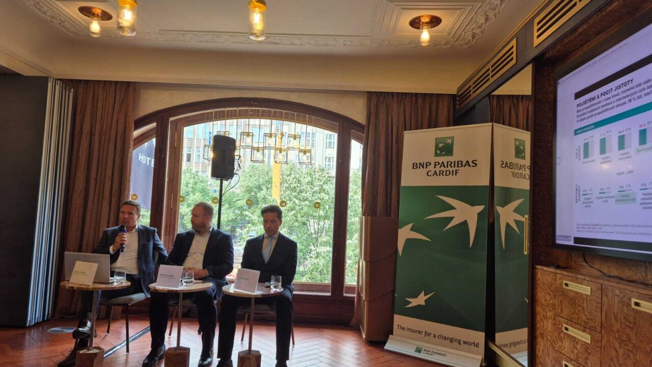 Finanční jistota Čechů opět klesá