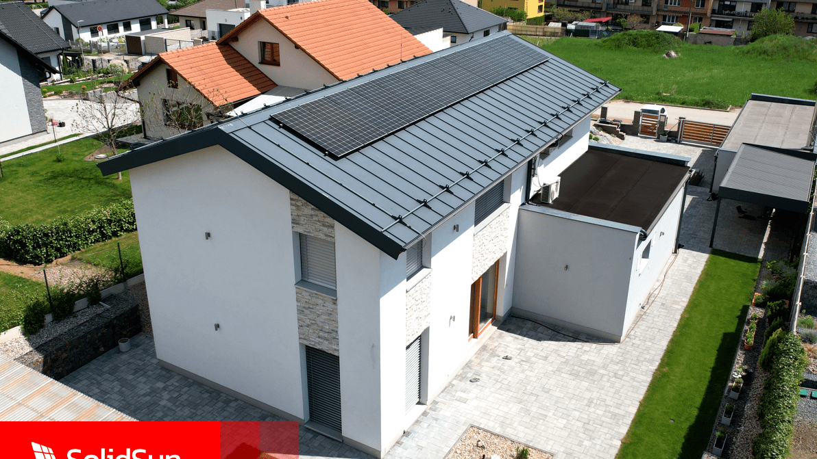 Skupina SolidSun vyvinula novou baterii pro fotovoltaické elektrárny. Vyhoví potřebám všech zákazníků
