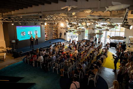 Bude do roku 2020 polovina populace pracovat nezávisle na pevném pracovním prostoru? Trendy a novinky z oblasti coworkingu dnes řeší mezinárodní konference TechoCon